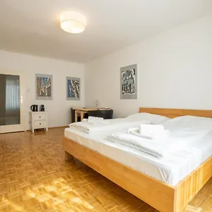 Apartament Central Living - Stephansdom, Wiedeń